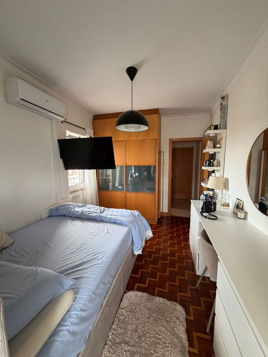 2 Quartos para Arrendar em Linda-a-Velha – 500€ + Despesas