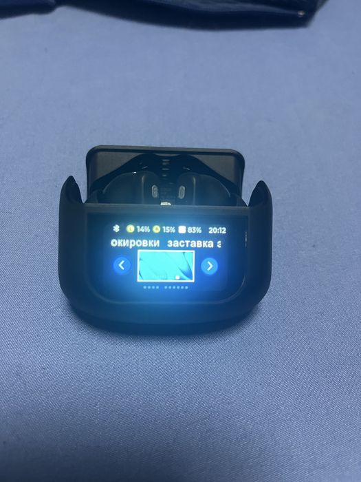 Продам безпроводные наушники Philips
