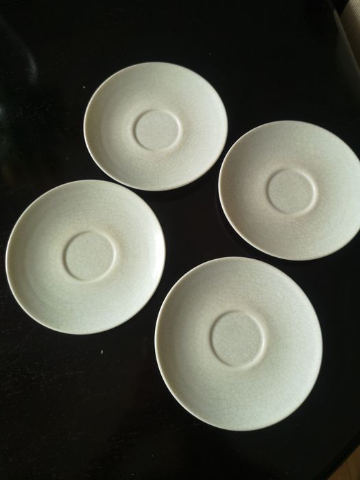 Talerzyki małe 4 sztuki