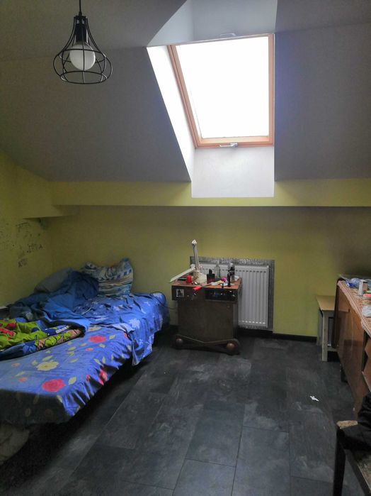 Оренда кімнати в будинку Скнилів