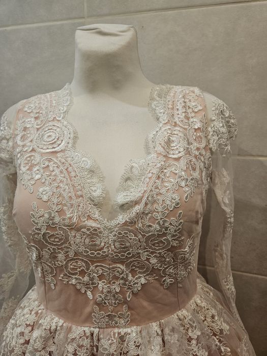 Pudrowy róż sukienka siateczka balowa tiul koronka xs