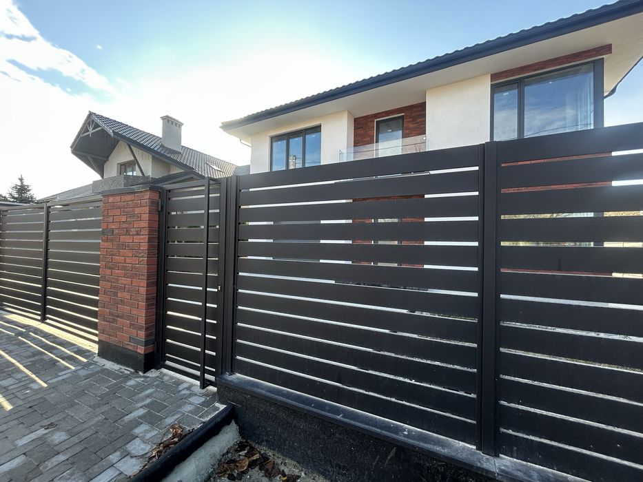 Продаж СУЧАСНОГО  ОСОБНЯКА  з ГАРАЖЕМ  та власною ділянкою 5 соток