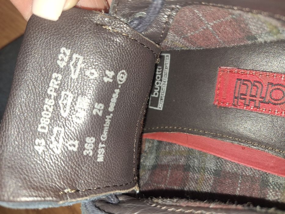 Bugatti buty męskie zamszowe 43