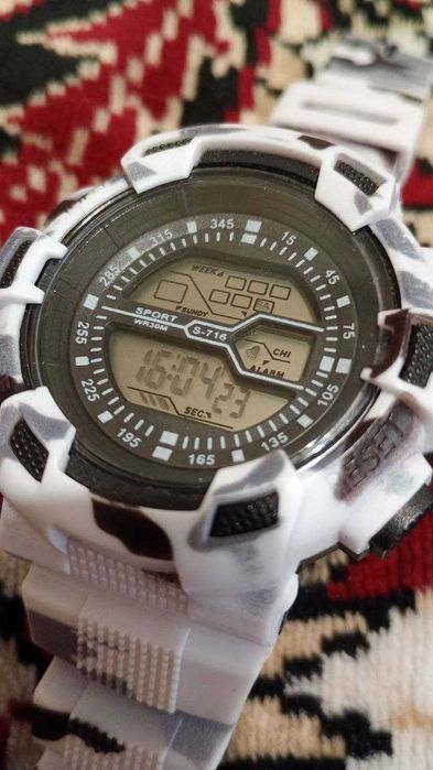 Годинник цифровий спортивний