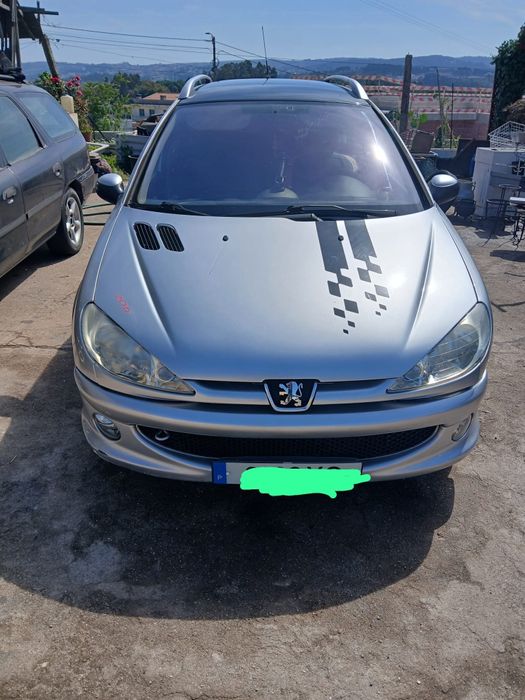 Vendo Peugeot ano 2004 muito boa