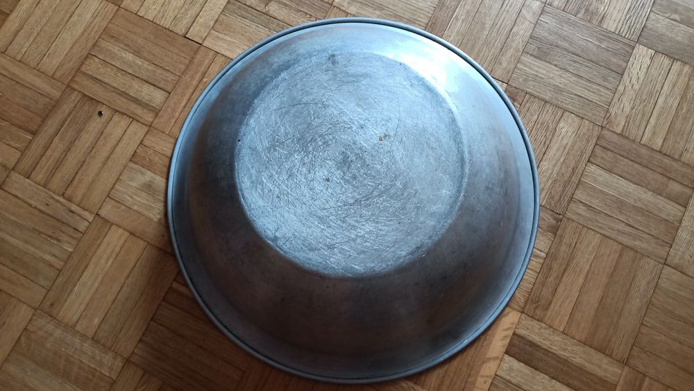 Miednica metalowa