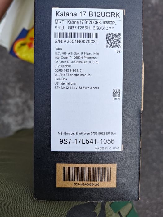 Laptop MSI katana 17