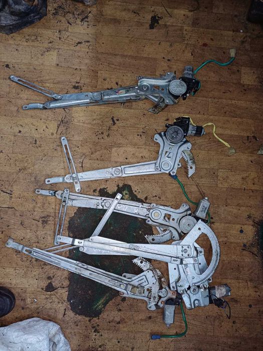 склопідіймачі правий лівий Ford RANGER форд рейнджер Mazda BT 98-12 р.