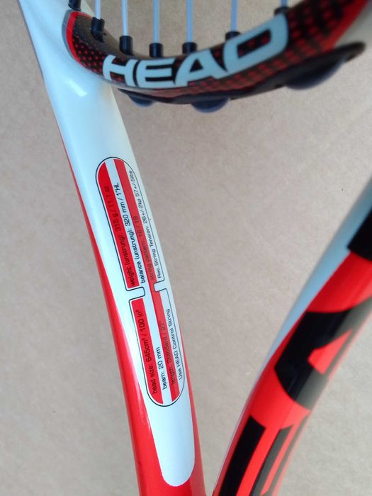 Rakieta head Radical Pro Microgel jak Wilson Yonex