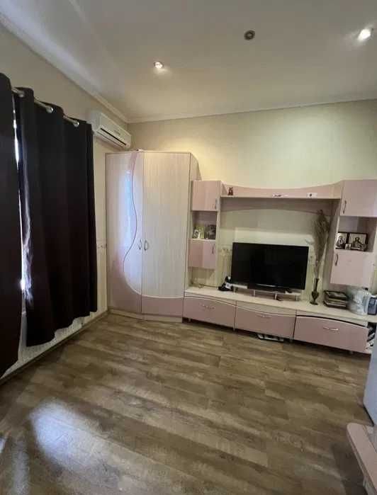 (13) Продам 2-поверховий будинок в смт.Таїрове