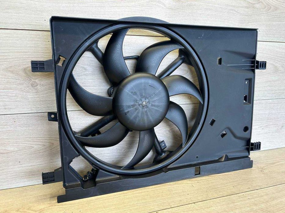 Дифузор Вентилятор радіатора Fiat Fiorino Qubo Nemo 1.4 52217935