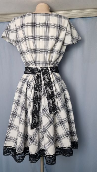 Sukienka na  lato w kratkę,roz.36/38/40