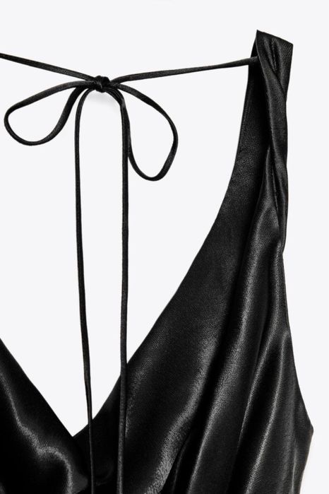 Довга атласна сукня zara s