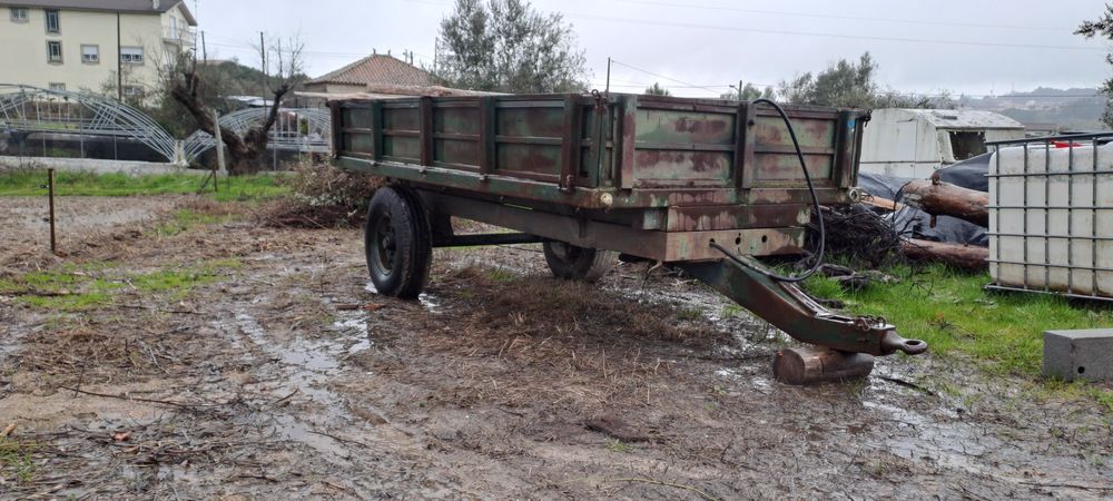 Reboque agrícola troco mais pequeno