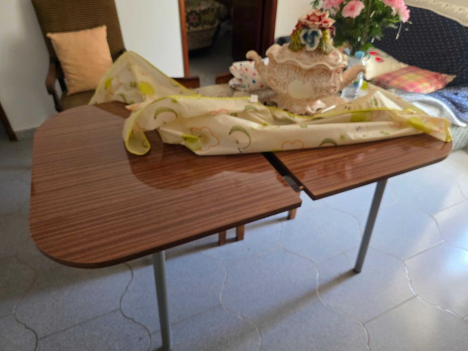 Mobília de casa Camas de ferro, Armário