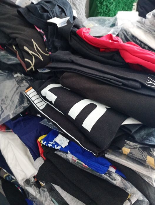 Komplet nowych koszulek bawełnianych rozmiar L