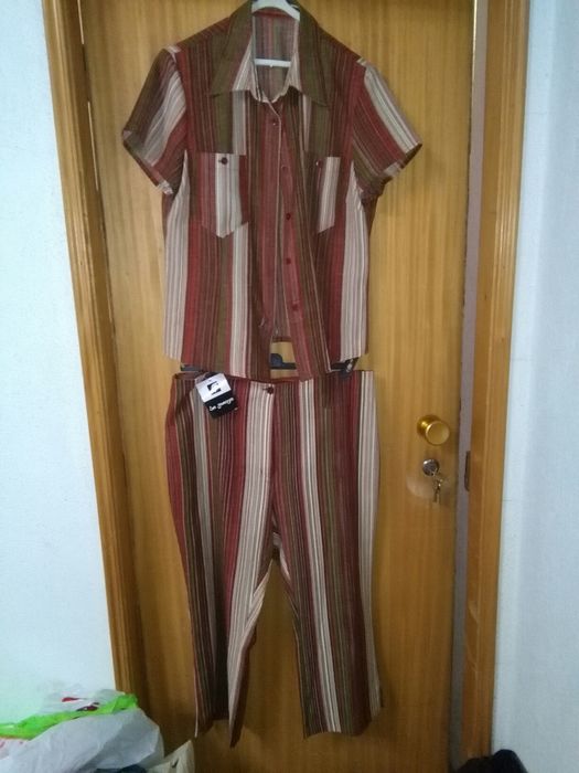 Macacão(Jump suite) e combinado Túnica e Corsários