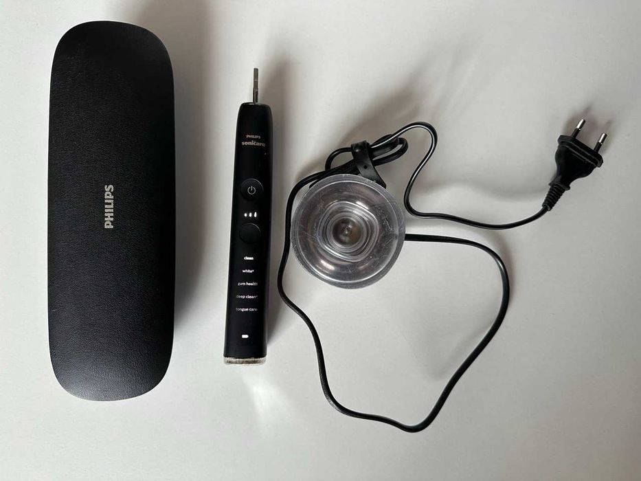 Звуковая зубная щетка Philips Sonicare DiamondClean Smart 9400 HX9917