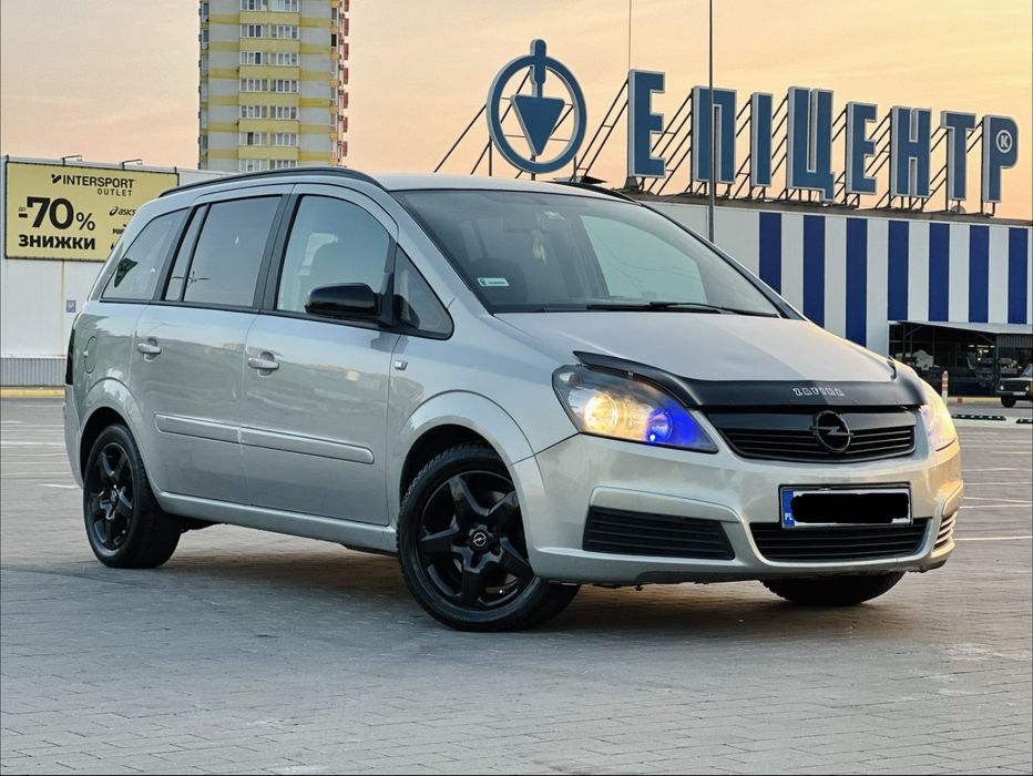 Продам Opel Zafira 1.9 турбо дизель