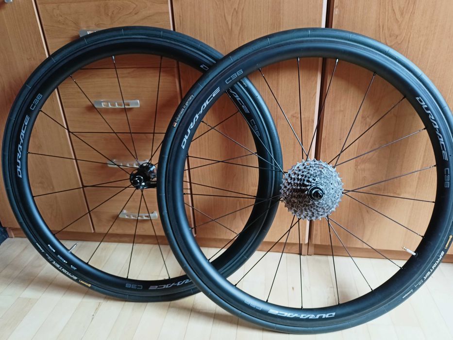 Koła carbon Dura-Ace C36 z szytkami Sprinter pod szczęki 12rz