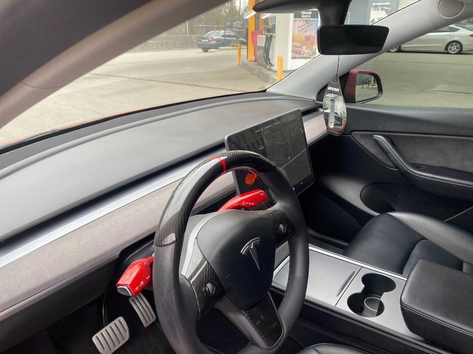 Tesla Y Performance 2021