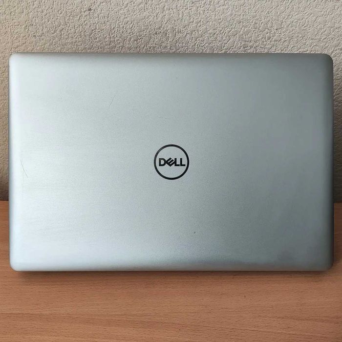 Супер варіант! Dell Inspiron 17 5770 i7-8550U + 4GB графіка — Великий екран