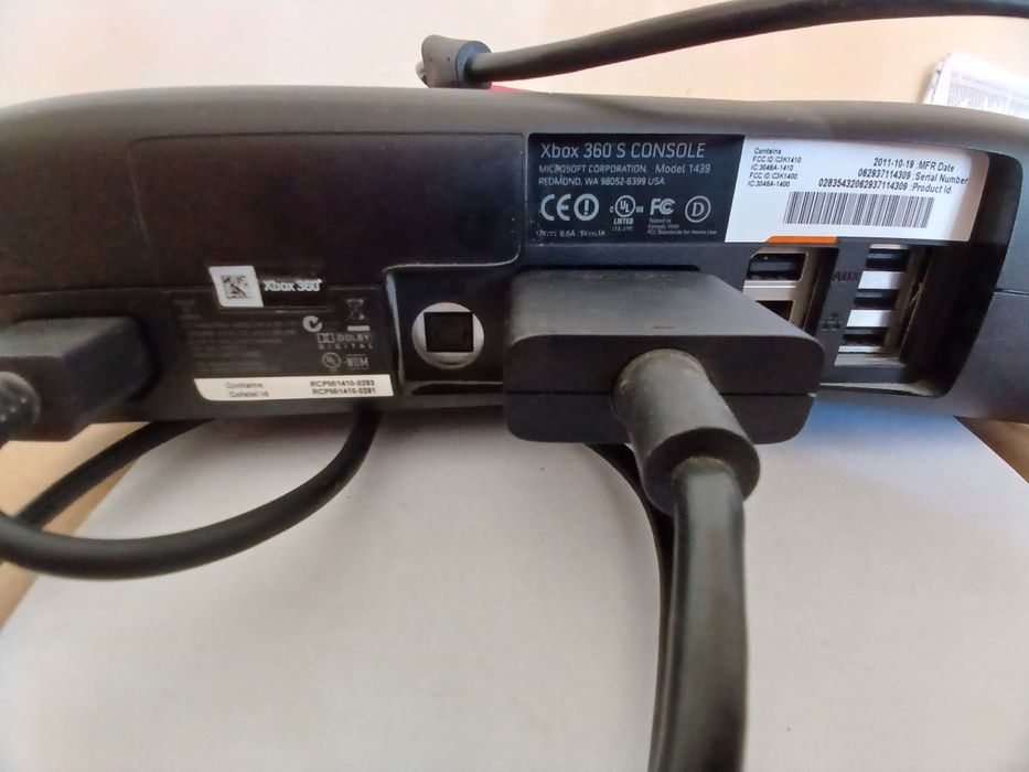 Игровая консоль Microsoft Xbox 360