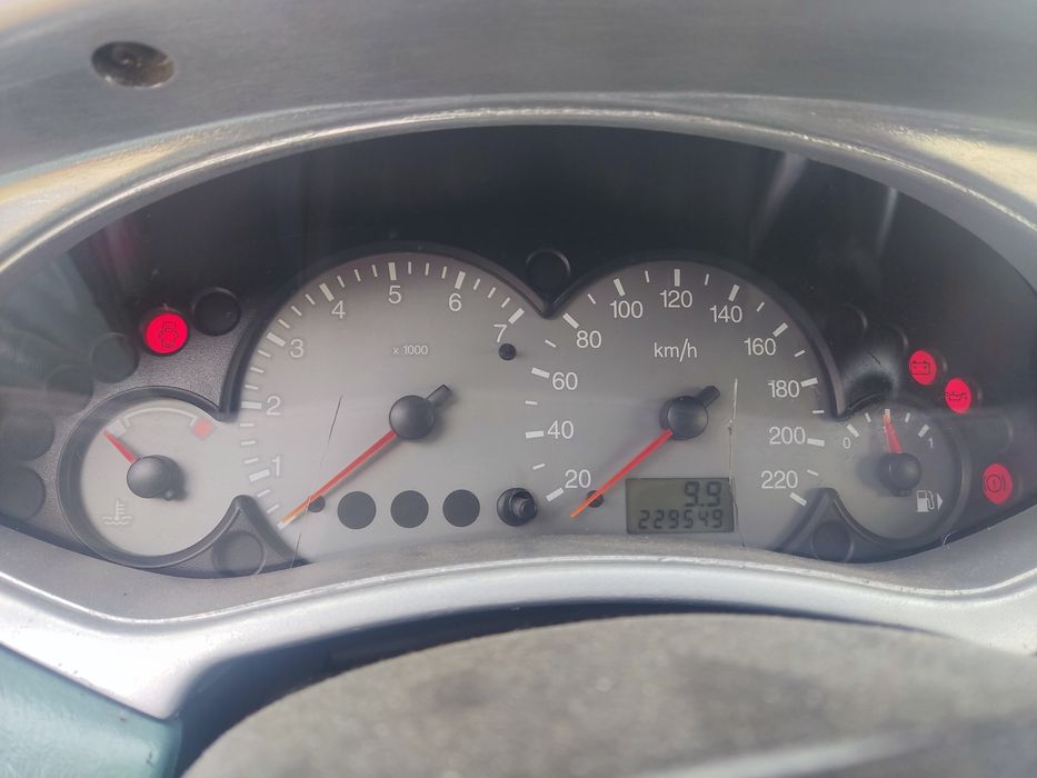 Ford Focus 1.8 Tddi