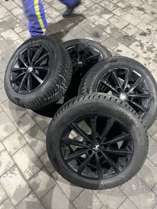 Зимові шини Continental