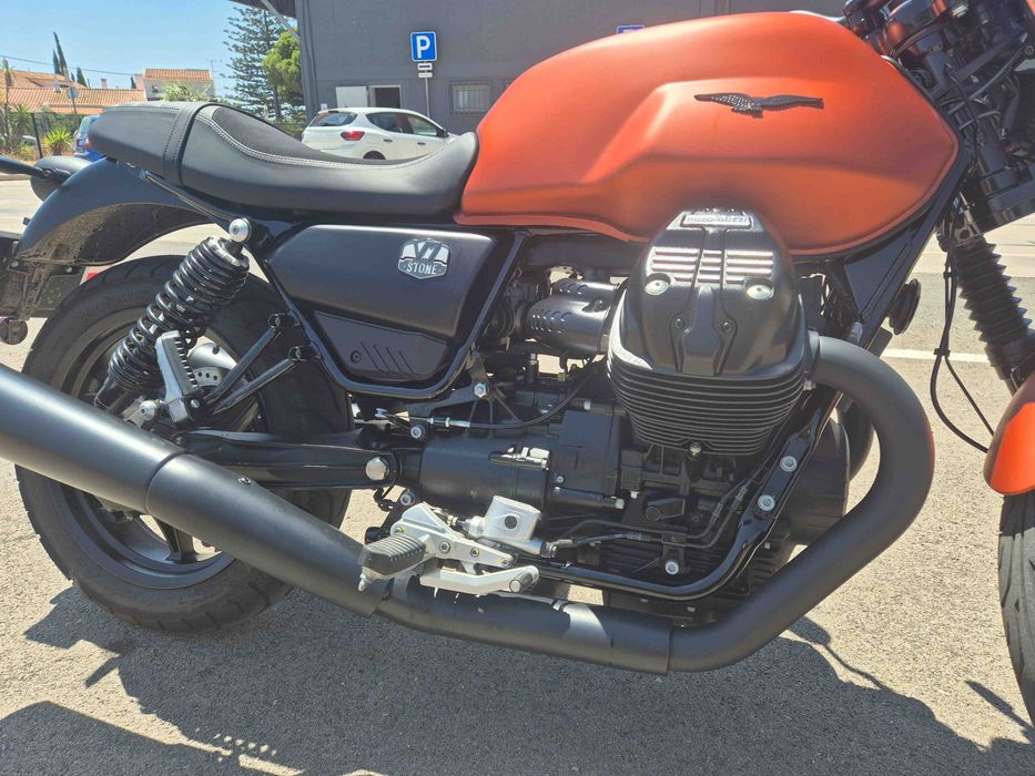 Moto Guzzi V7 Stone 850cc de 2022