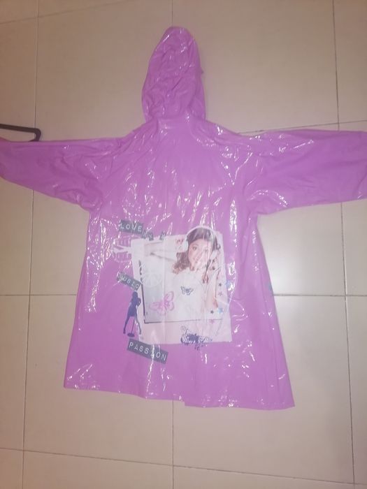 Impermiavel para menina