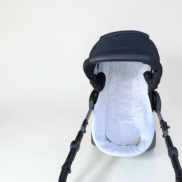 Carrinho de Bebé KAREX com Alcofa + Ovo + Base Isofix