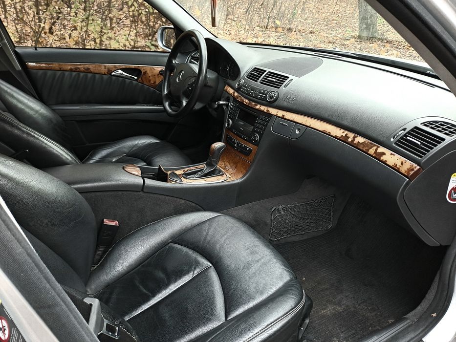 Mercedes e200 w211