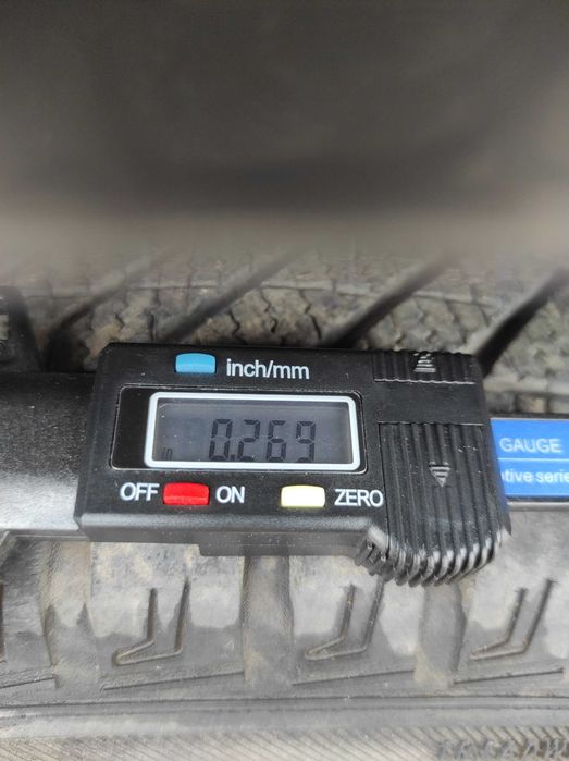 BMW Seria-1 E87 i inne, Felgi aluminiowe z oponami,7X16 ET44 205/55R16