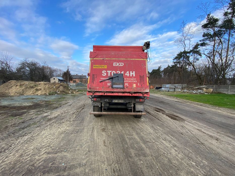 Naczepa Wielton z nadstawkami do zboża/buraków