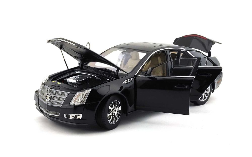 1/18 Cadillac CTS 2008 black Kyosho G001BK