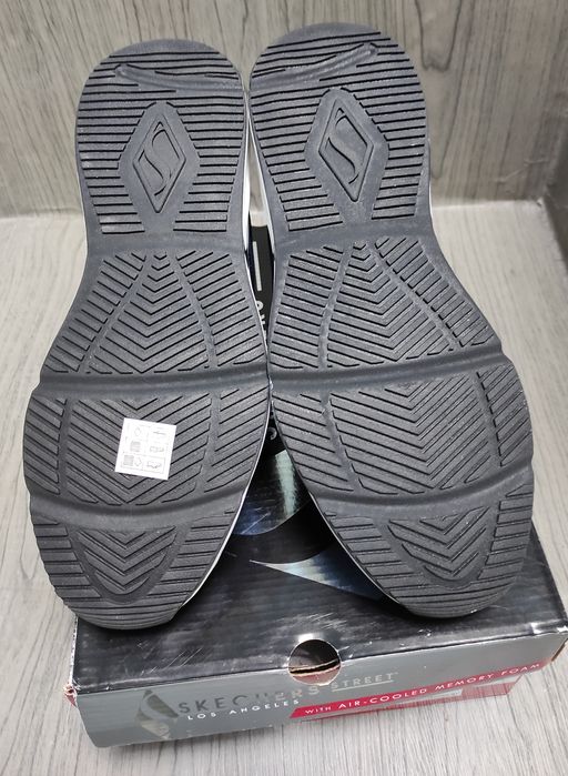44,5 Skechers Tres-Air Uno-Revolution оригінальні чоловічі кросовки