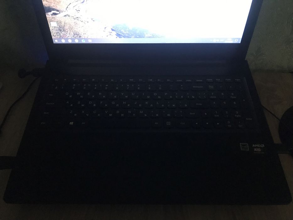 Lenovo G505s A10-5750M RAM 12Gb, 4x2,5Gh(Boost 3,5Gh) Win 10 SSD 128Gb