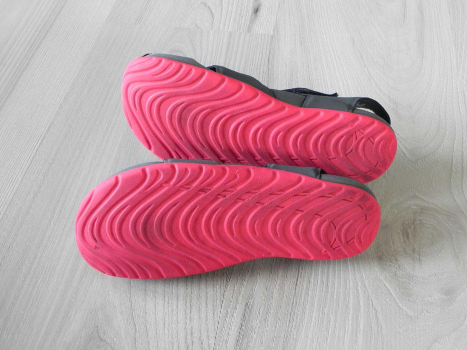 sandałki nike 33.5 dł. wkł.21 cm szare
