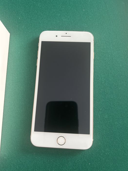 Iphon 8 plus idealny