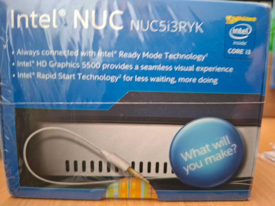 Komputer Intel NUC5i3RYK