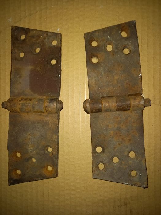 Kute zawiasy stalowe