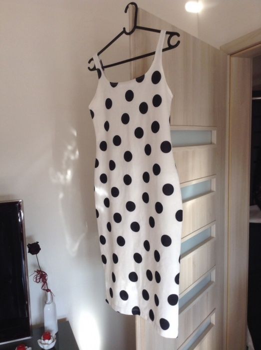 Sukienki  na każdą okazję  +