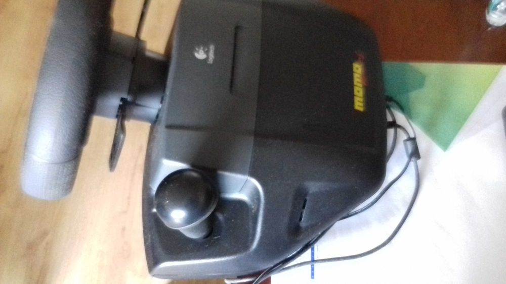 Jogo consola volante e pedais