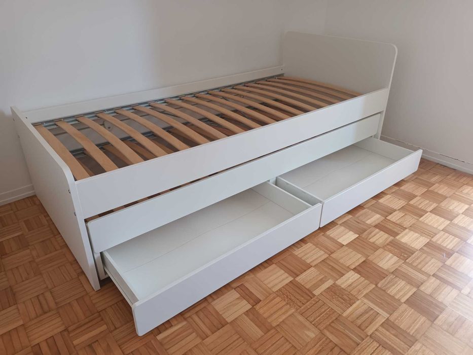 Cama dupla de solteiro em ótimo estado