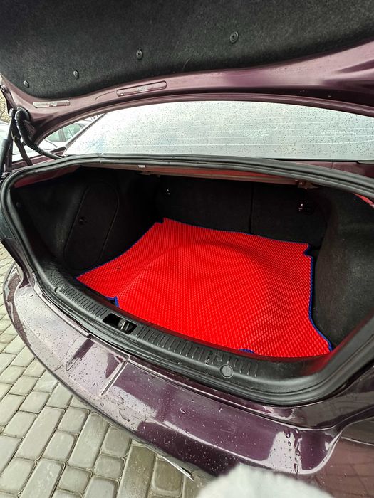 Продам Mazda 3 2007 рік можлива розстрочка,кредит,обмін!