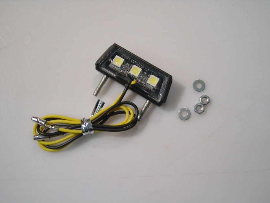 Luz de matrícula LED
