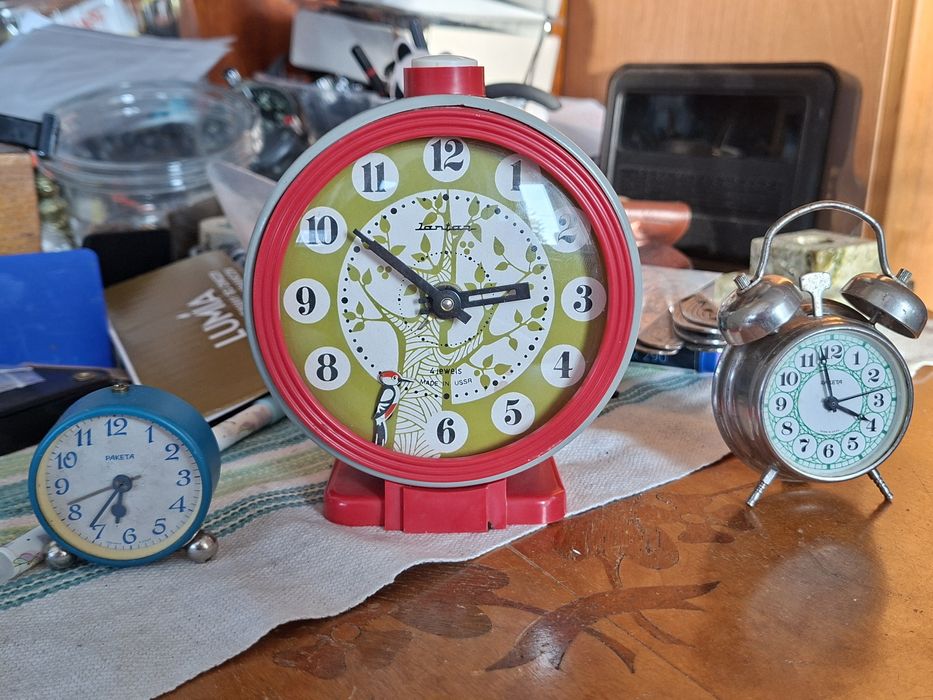 Unikat Stary budzik zsrr JANTAR Dzięcioł 1968 rok USSR prl Sprawny