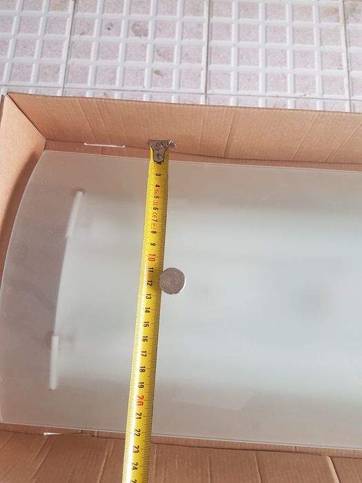 Vendo armação led com vidro fosco