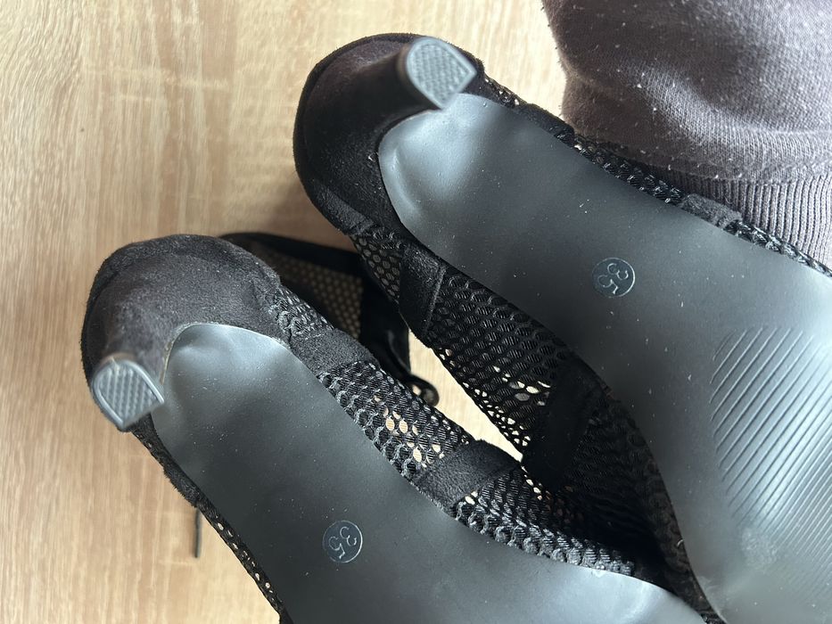 Взуття для heels
